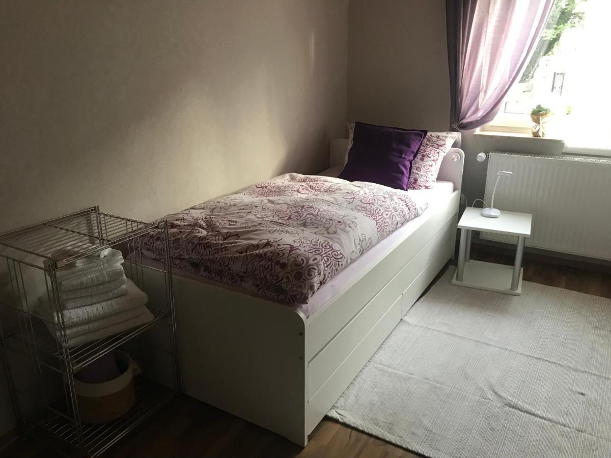 Ferienwohnung Von Paris ペータースベルク エクステリア 写真